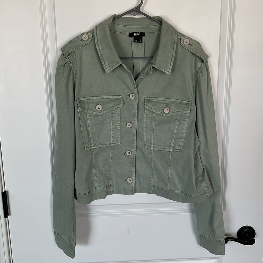 PAIGE Pacey Crop Jacket in Vintage Salty Sea Denim.